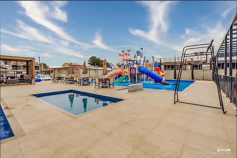 *****  Quarto Hotel Beto Carrero Penha ברזיל