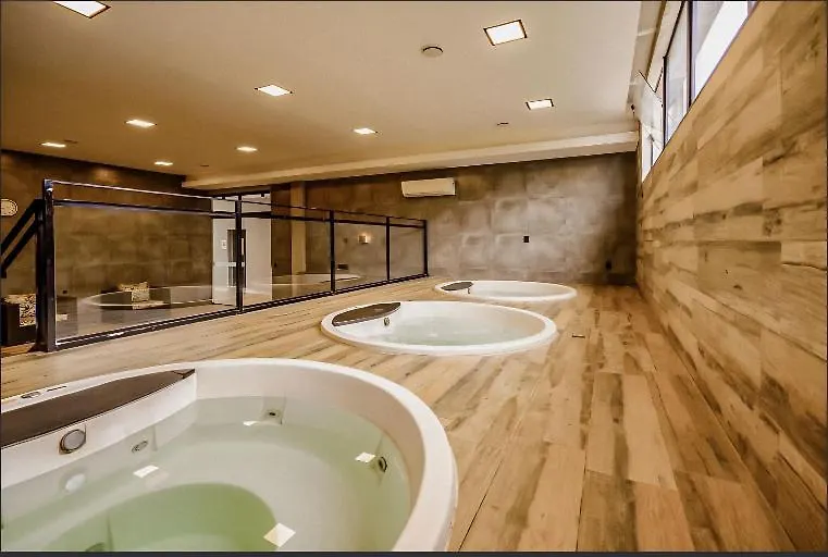 Quarto Hotel Beto Carrero Penha פנייה